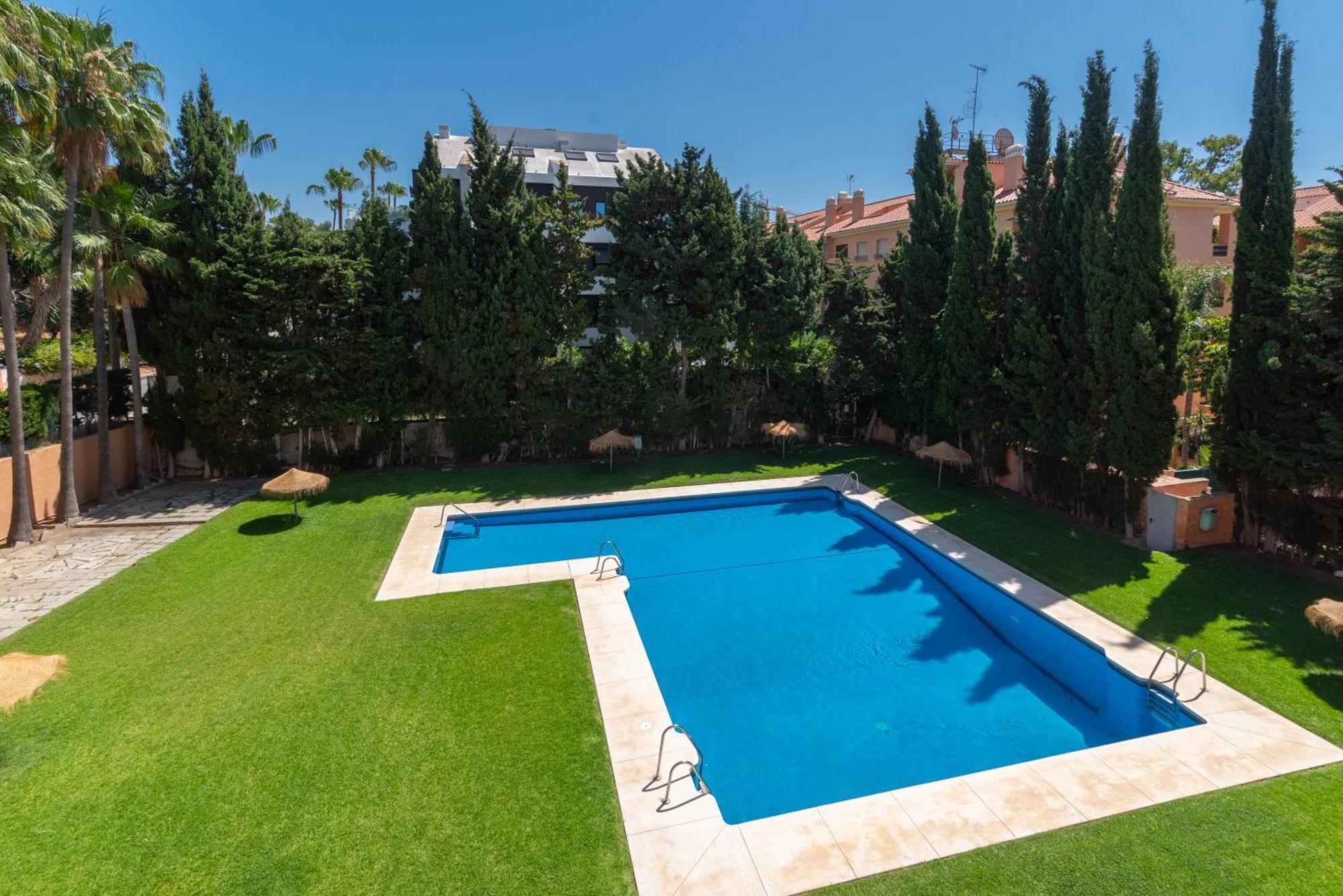 Cabopino Duplex, Swimming Pool, Beach 5Min Away, Chill Out Terrace And High-Speed Wifi Marbella Exterior foto